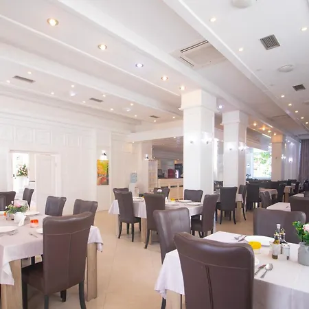 Princ Otel Golem (Tirana)