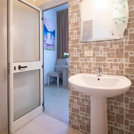 Princ Otel 3*