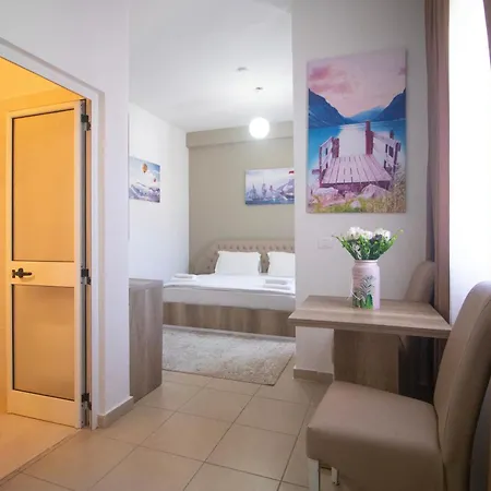 Princ Hotel Golem (Tirana)