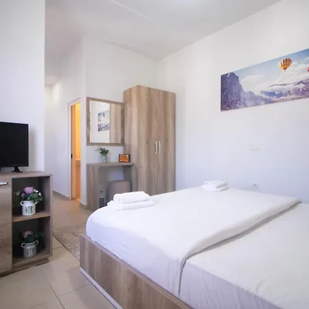 Otel Princ Golem (Tirana)