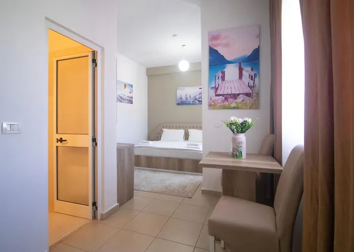 Princ Hotel Golem (Tirana)